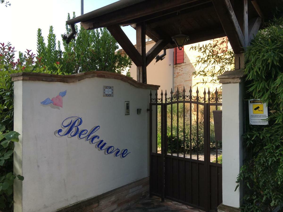 B&B Belcuore มาเชราตา ภายนอก รูปภาพ